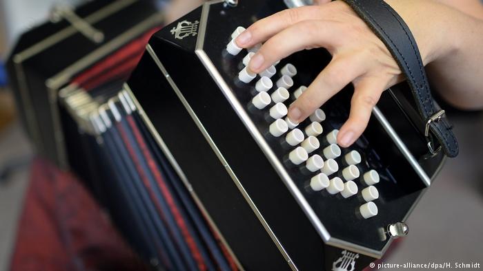 Deutschland Bandoneon Orchester Dresden wird 100 Jahre alt (picture-alliance/dpa/H. Schmidt)